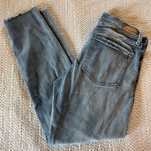 Express Light Blue Straight Leg Jeans raw hemline size 6 short